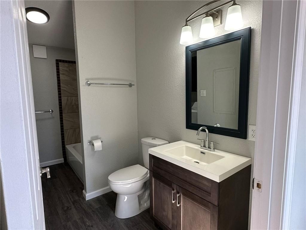 1822 S Hawthorne Avenue — photo 9
