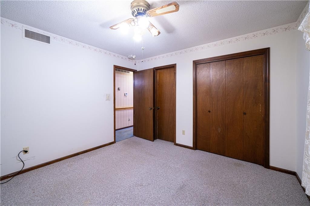 1402 SE Moore Road — photo 9