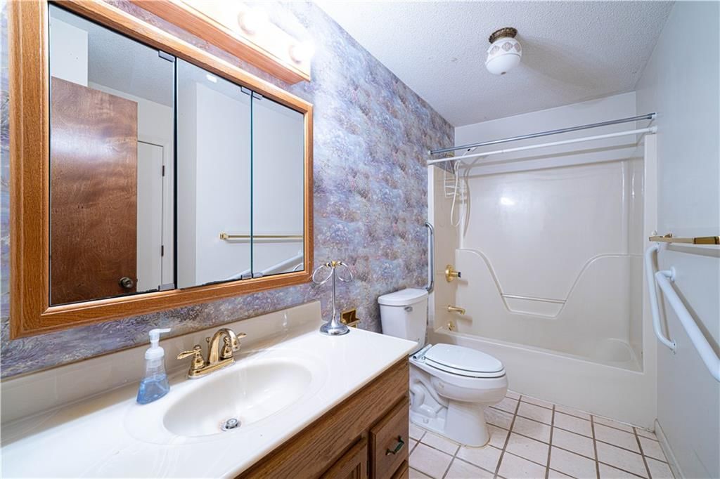 1402 SE Moore Road — photo 12