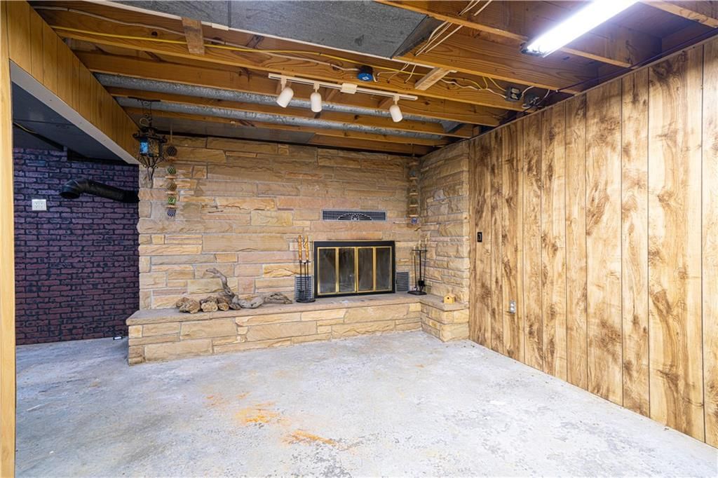 1402 SE Moore Road — photo 22
