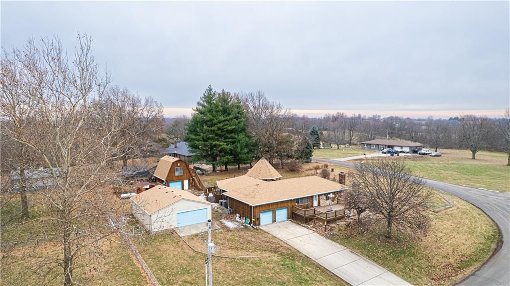 1402 SE Moore Road — photo 30