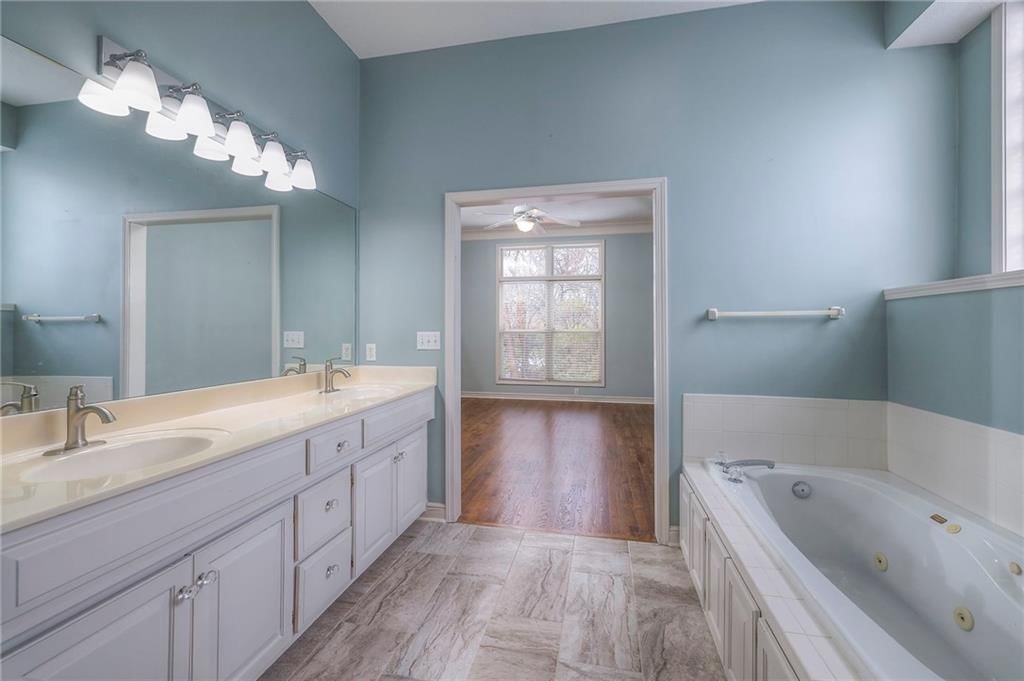 7306 W 148th Street — photo 21