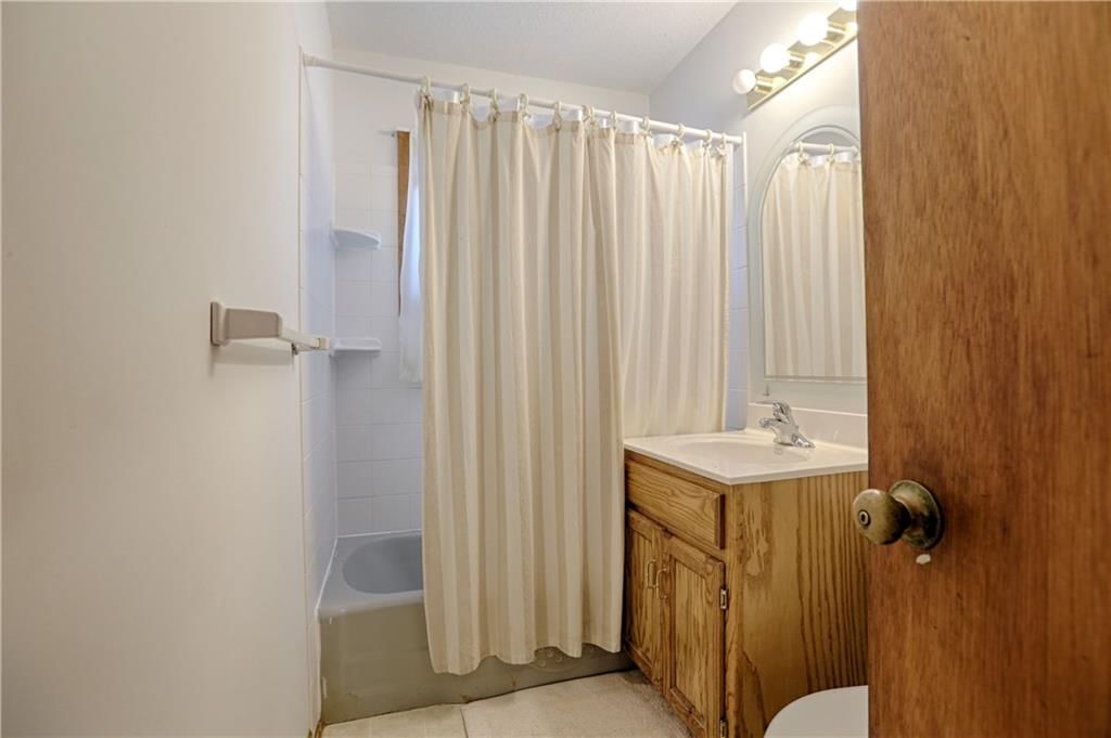 3706 E 107th Street — photo 12