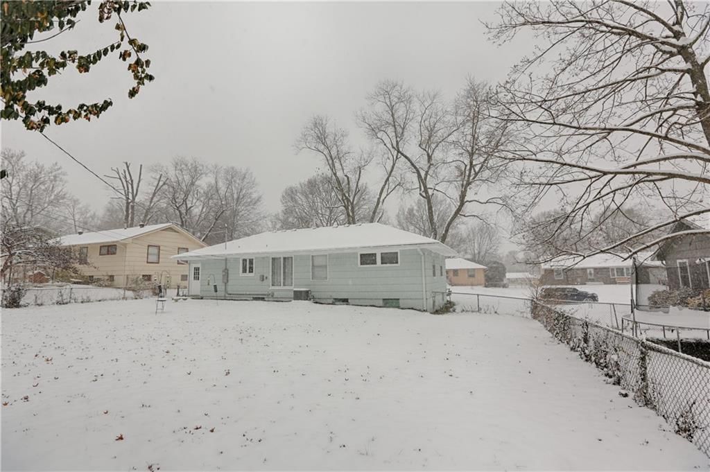 3706 E 107th Street — photo 17
