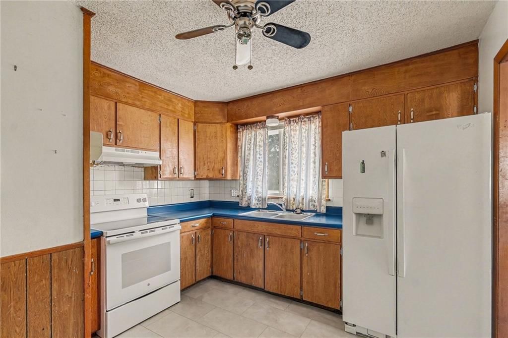 11810 Fuller Avenue — photo 6