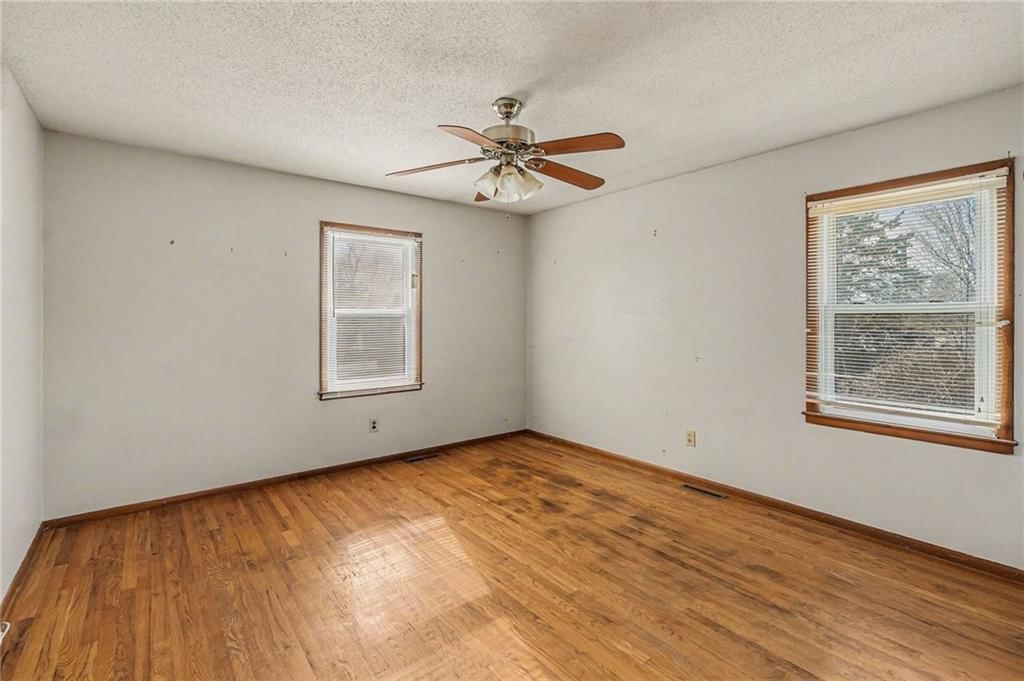 11810 Fuller Avenue — photo 7