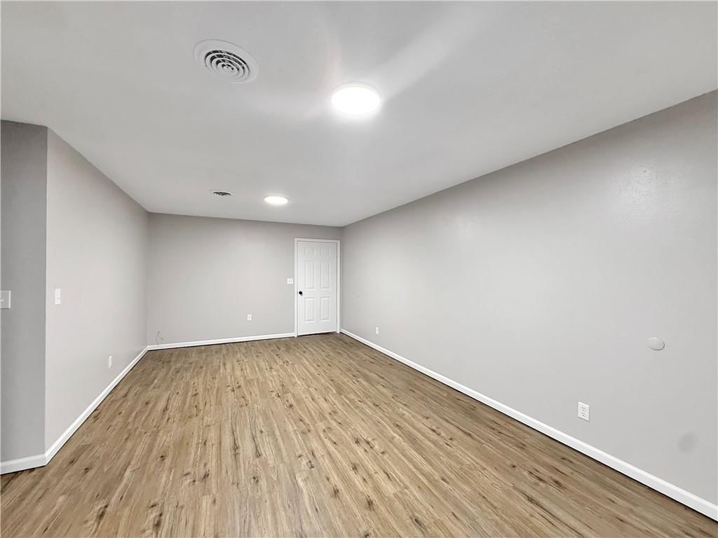 217 W 17th Street — photo 3