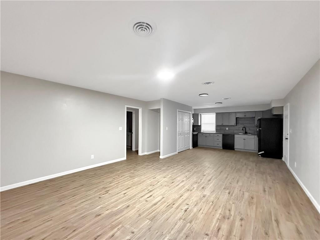 217 W 17th Street — photo 10