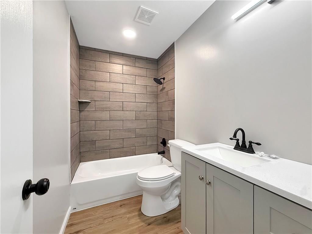 217 W 17th Street — photo 14