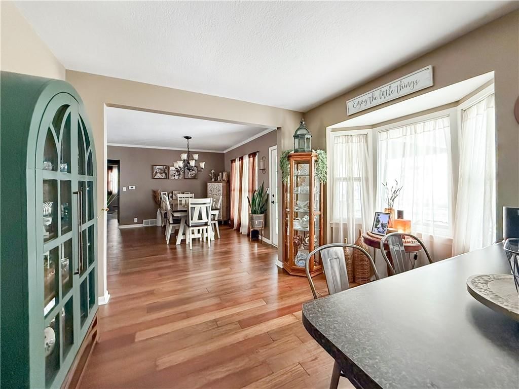1110 Elm Street — photo 12