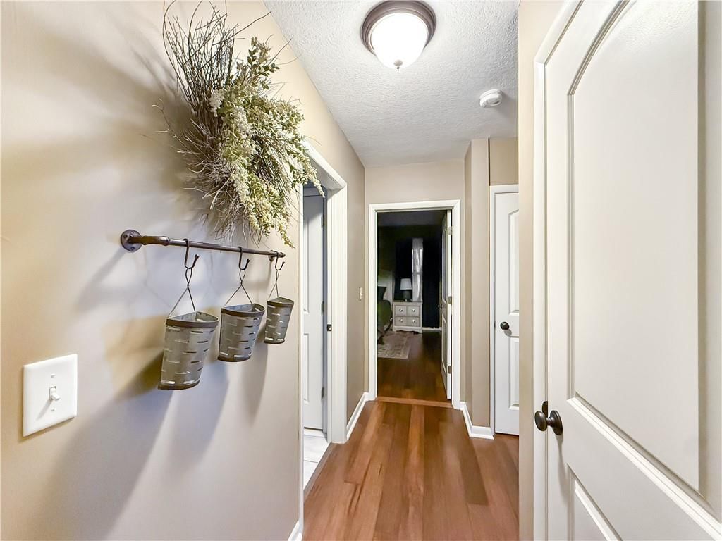 1110 Elm Street — photo 14