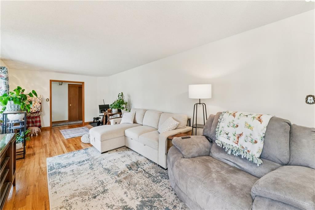3225 NE 47th Street — photo 9