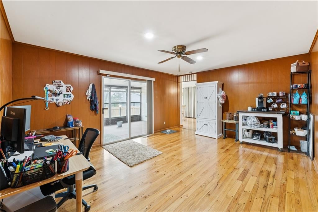 3225 NE 47th Street — photo 20
