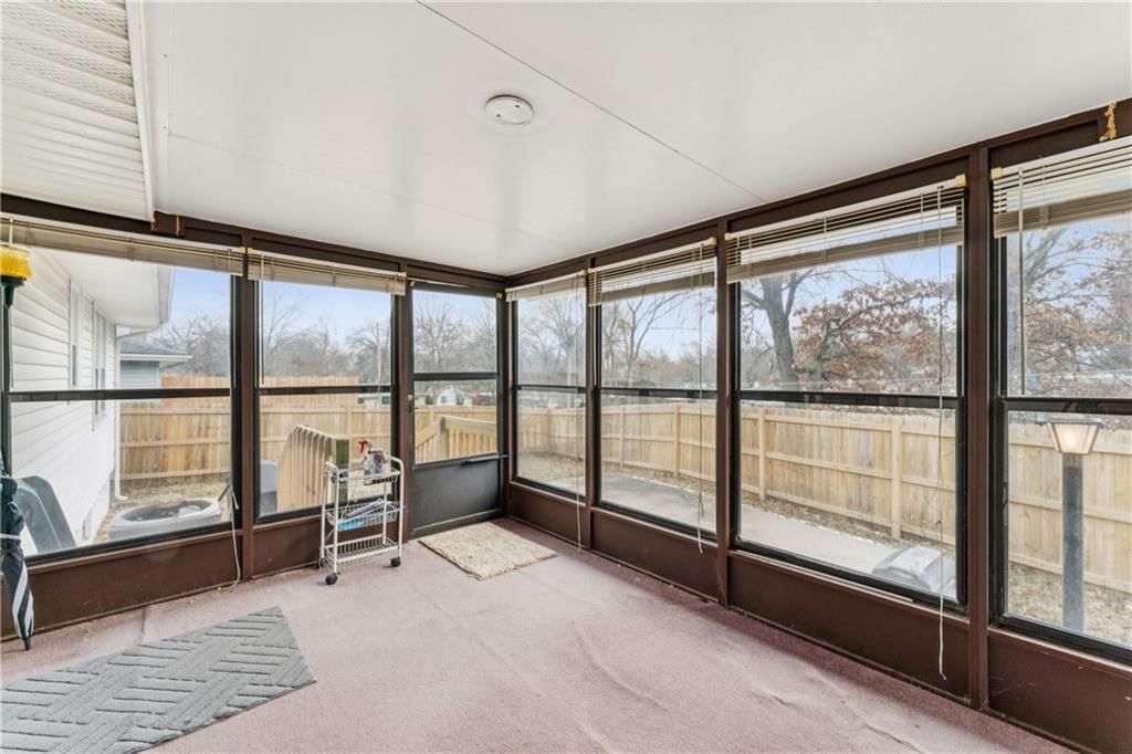 3225 NE 47th Street — photo 22