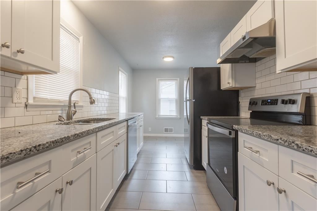 3916 N Spruce Avenue — photo 7