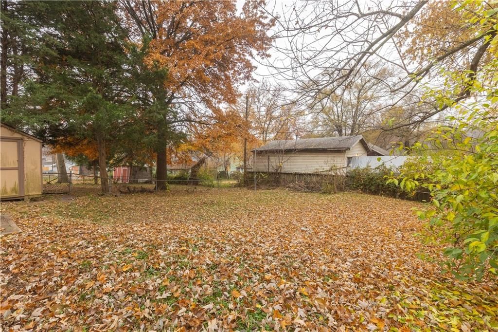 3916 N Spruce Avenue — photo 23