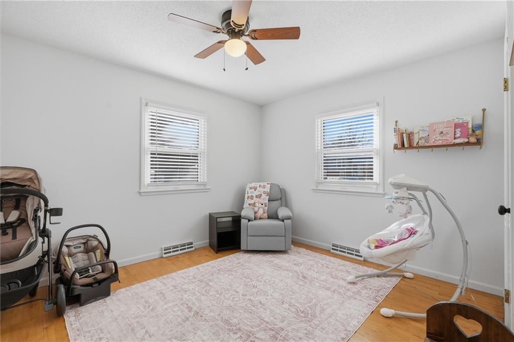 203 Sanderson Drive — photo 16