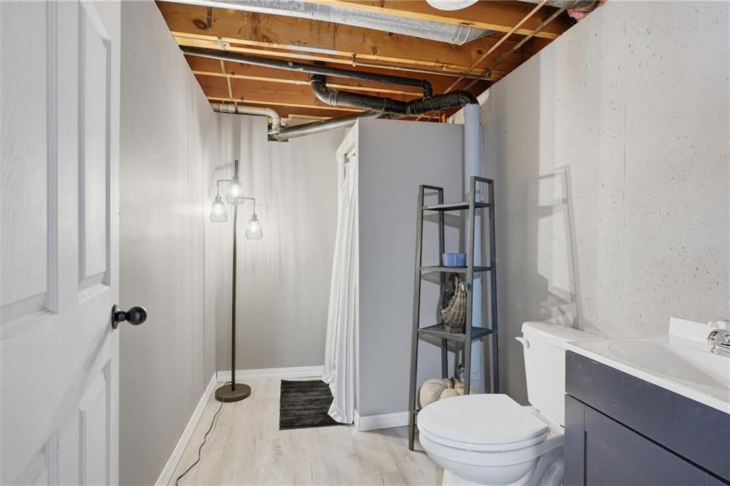 203 Sanderson Drive — photo 19