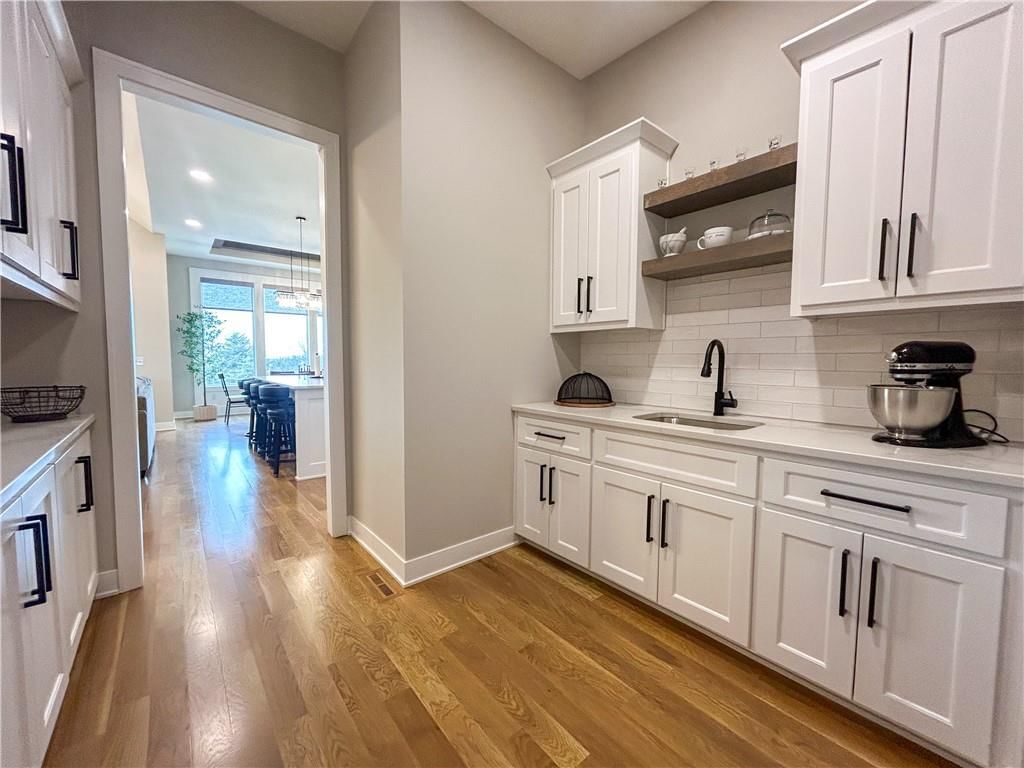 9806 Ingrid Street — photo 24