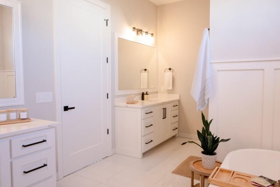 9806 Ingrid Street — photo 34