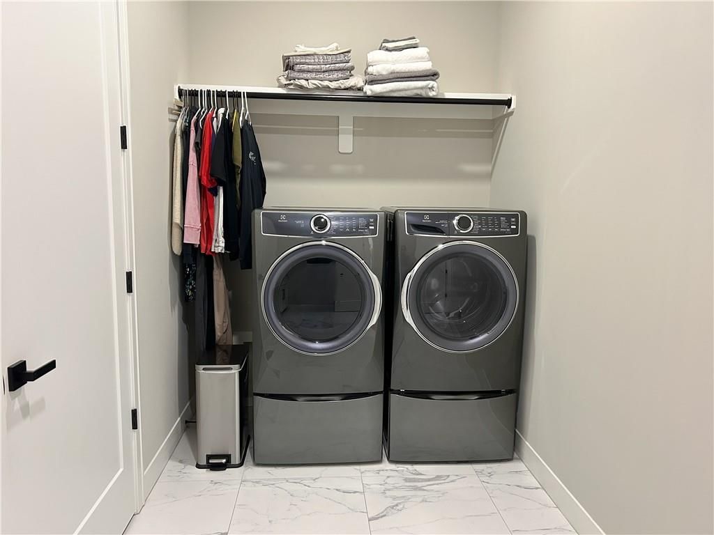 9806 Ingrid Street — photo 40
