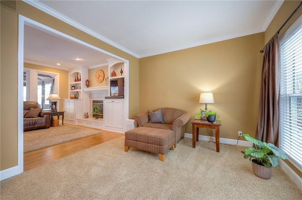 8528 Candlelight Lane — photo 8