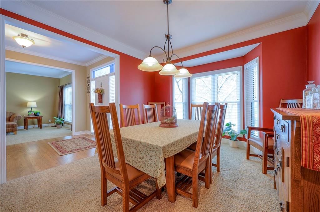 8528 Candlelight Lane — photo 11