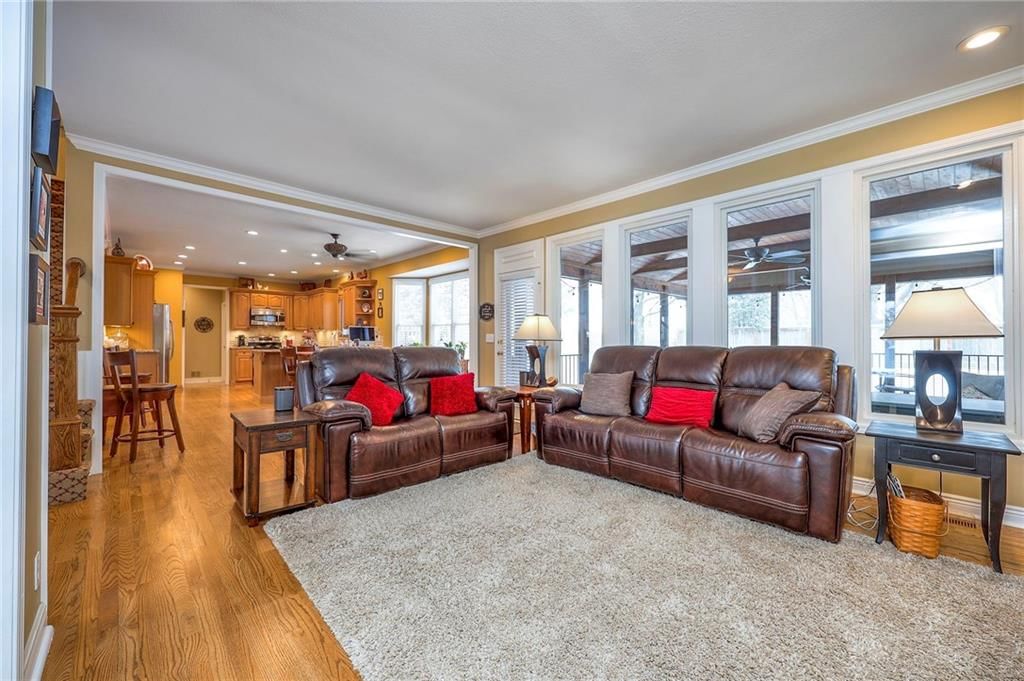 8528 Candlelight Lane — photo 14