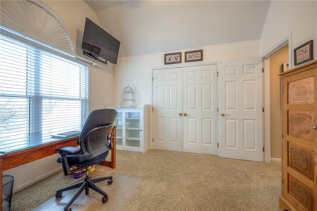 8528 Candlelight Lane — photo 27