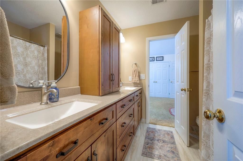 8528 Candlelight Lane — photo 29