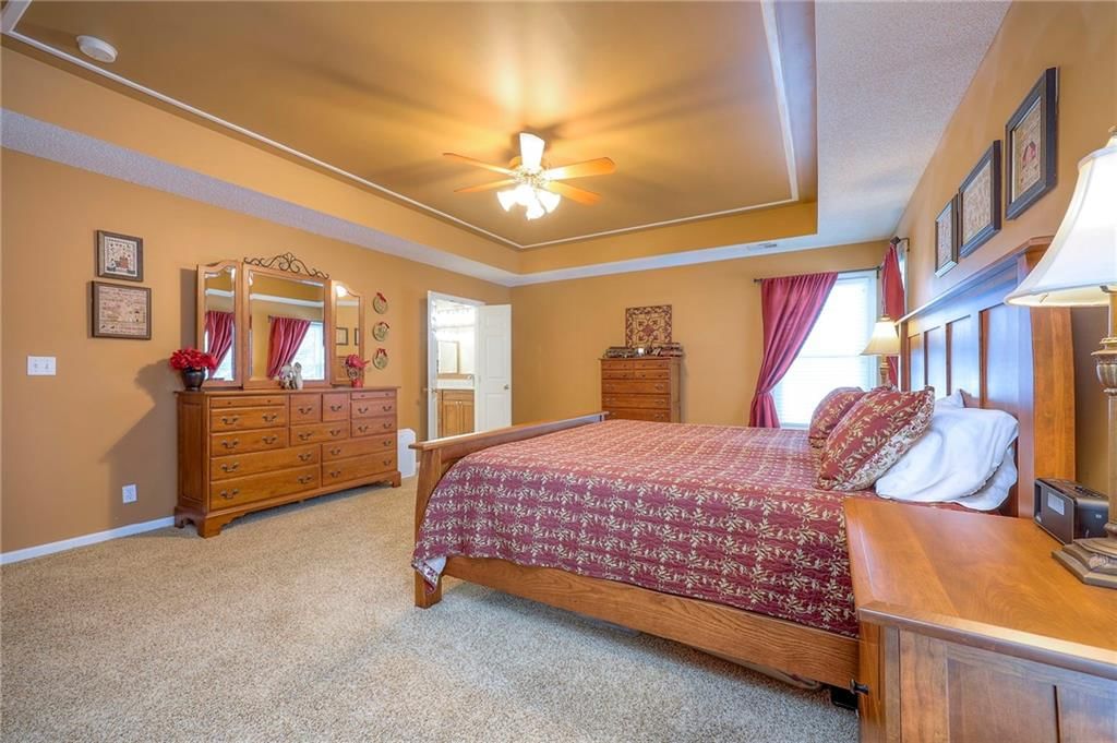 8528 Candlelight Lane — photo 35