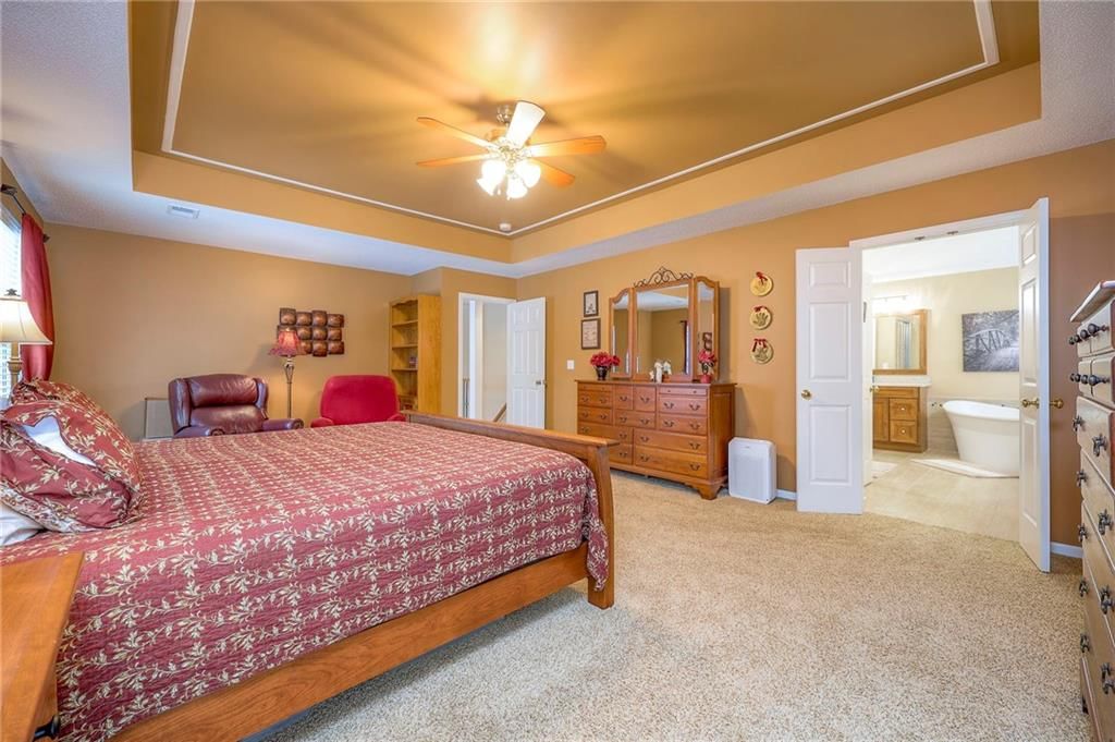 8528 Candlelight Lane — photo 36