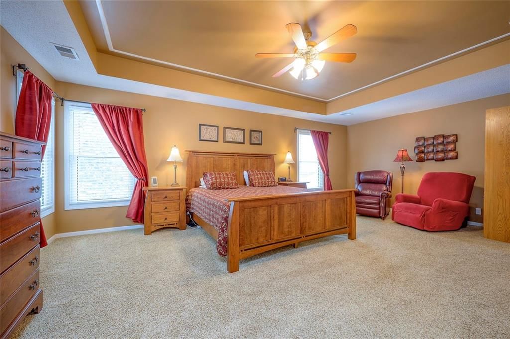 8528 Candlelight Lane — photo 37