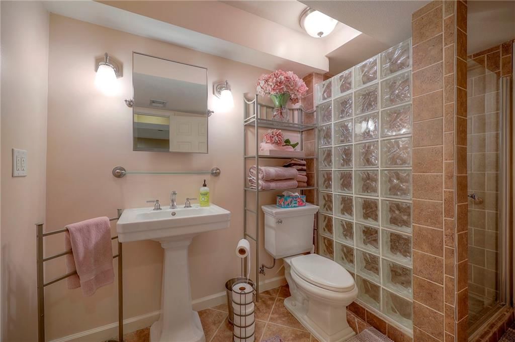 8528 Candlelight Lane — photo 46