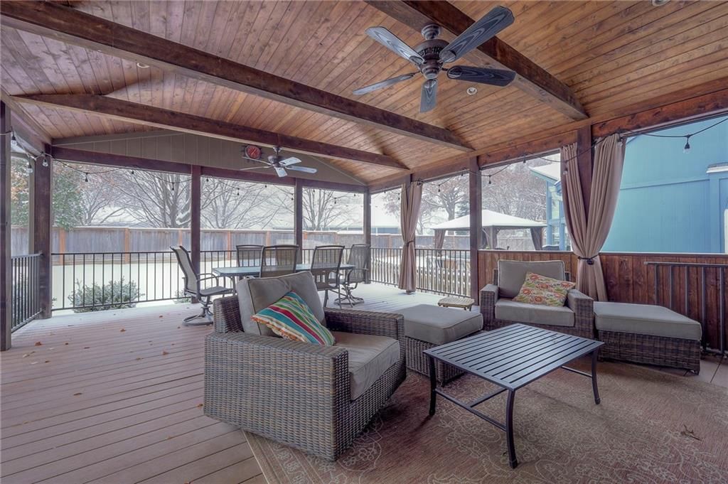 8528 Candlelight Lane — photo 47