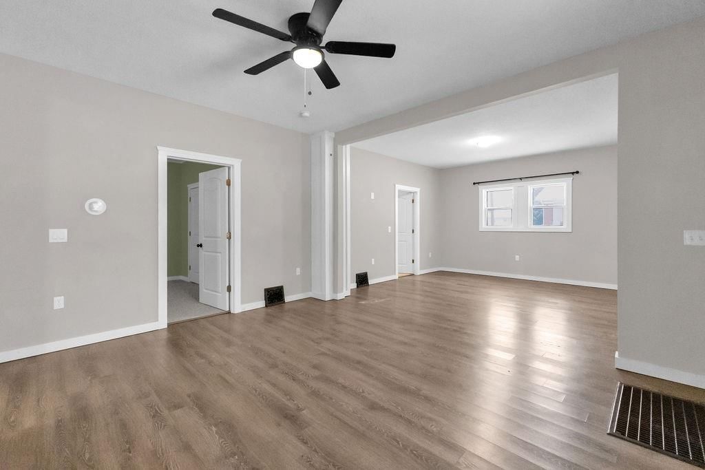 2924 Felix Street — photo 8