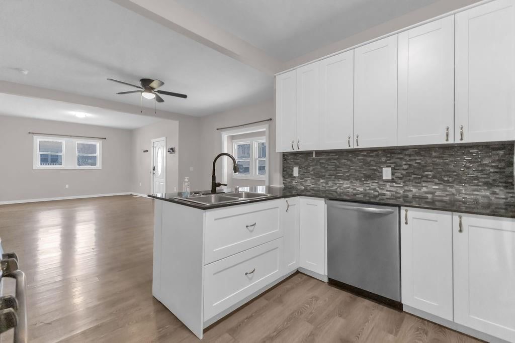 2924 Felix Street — photo 12