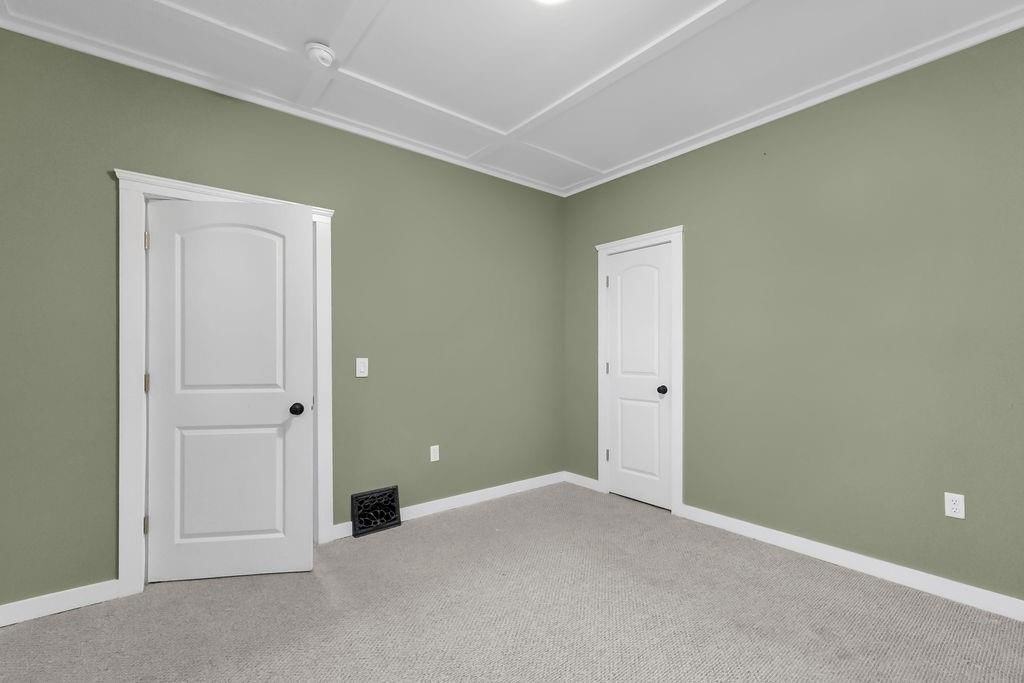 2924 Felix Street — photo 18
