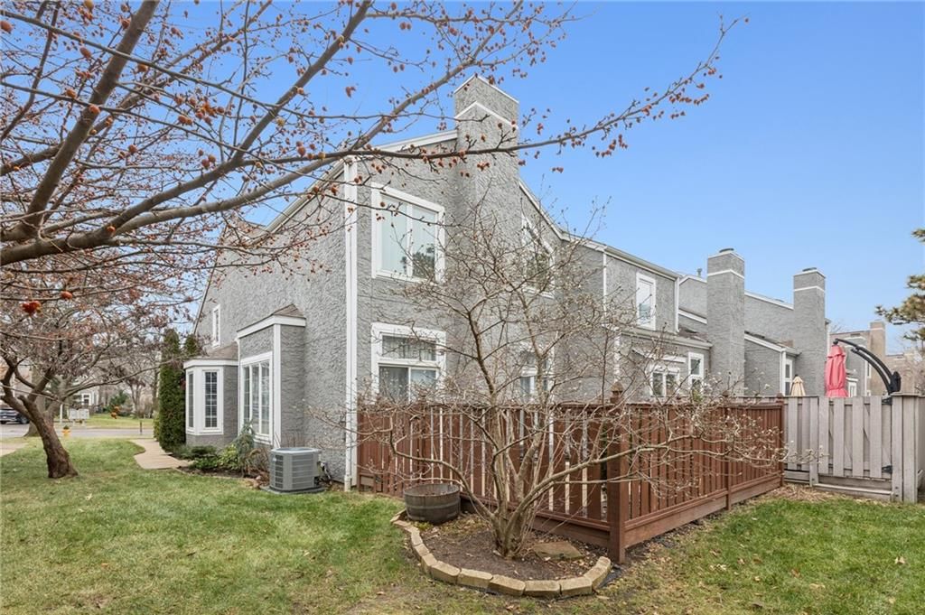6712 W 126th Court — photo 40