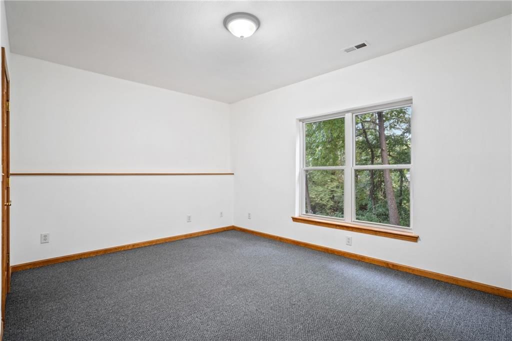 1024 Grace Lane — photo 36