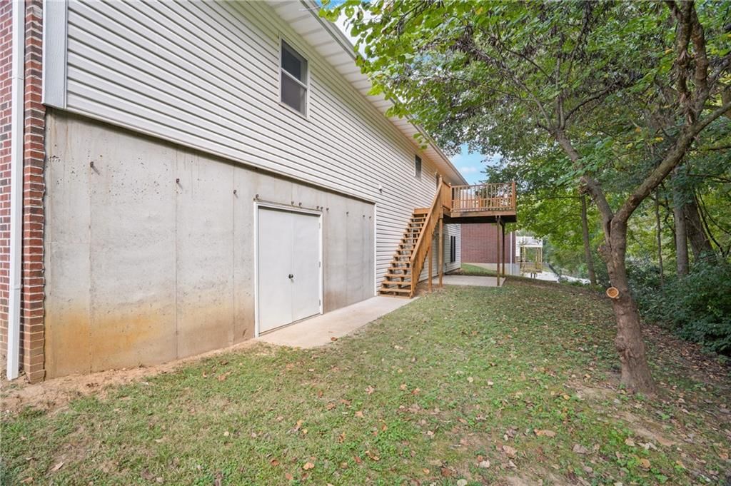 1024 Grace Lane — photo 42