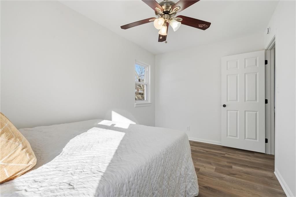 605 NE 3RD Street — photo 17