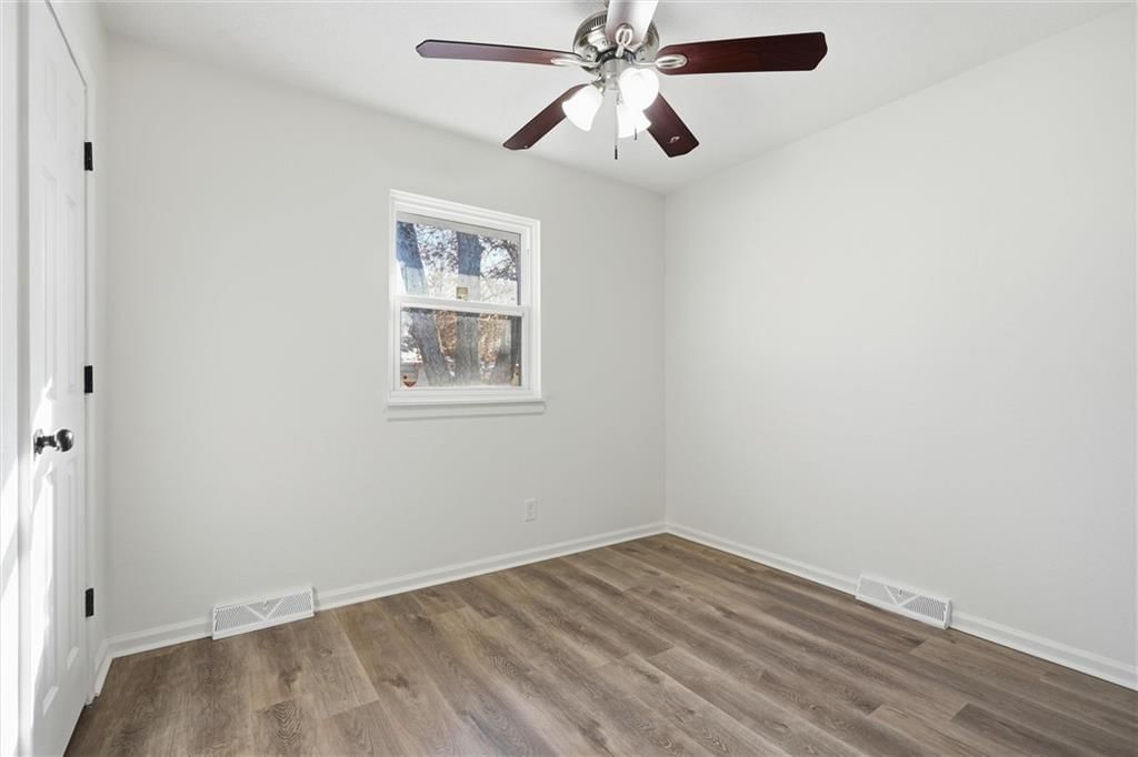 605 NE 3RD Street — photo 19