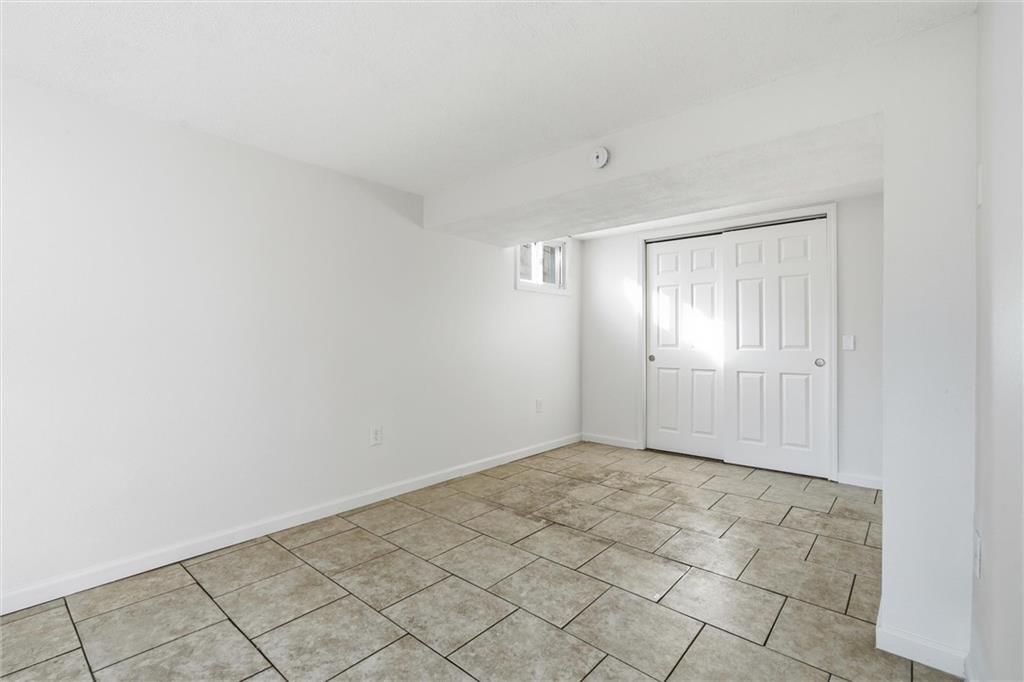 605 NE 3RD Street — photo 33