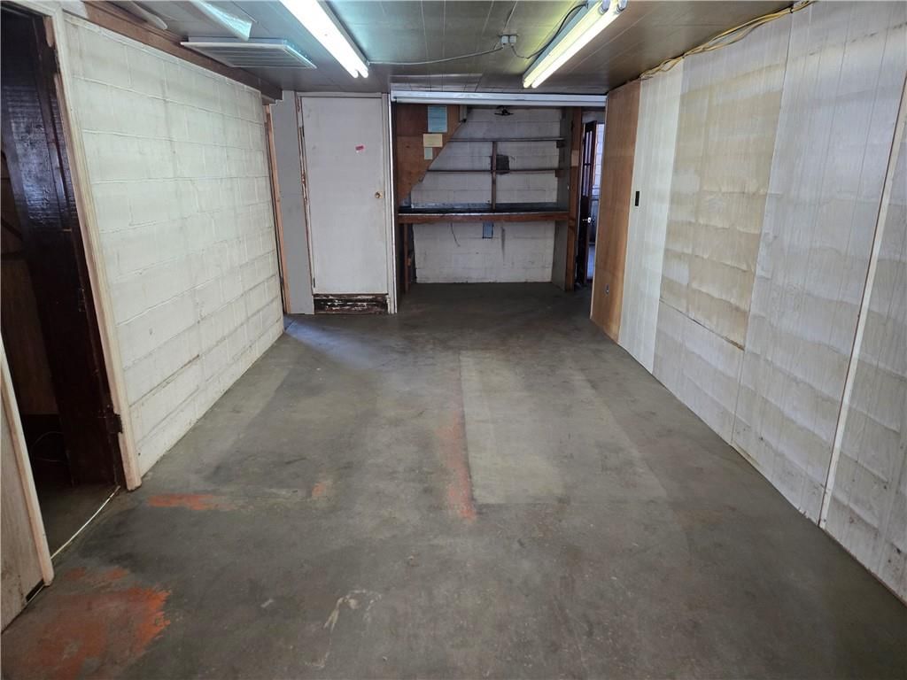 302 N Silver Street — photo 12