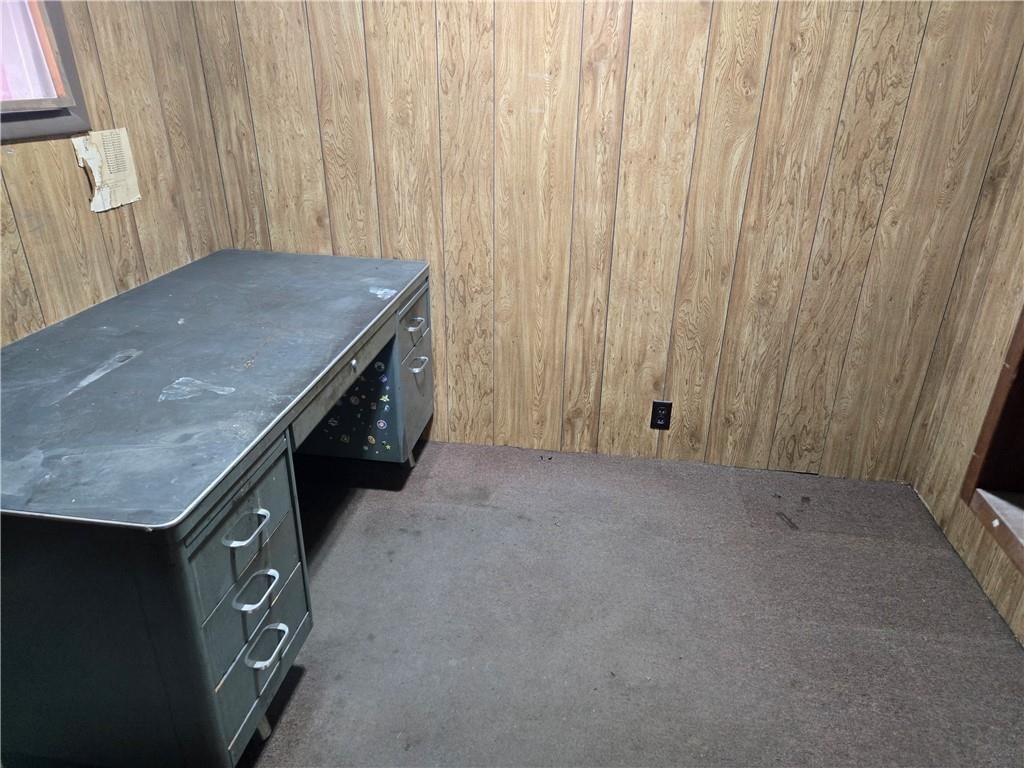 302 N Silver Street — photo 13