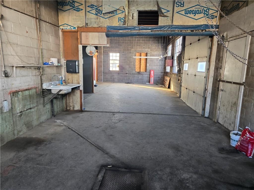 302 N Silver Street — photo 20