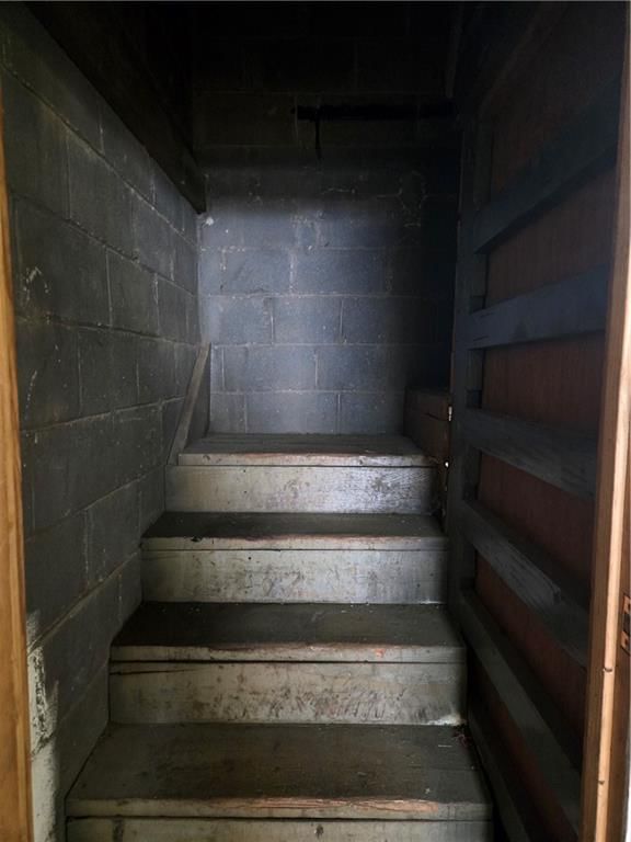 302 N Silver Street — photo 29