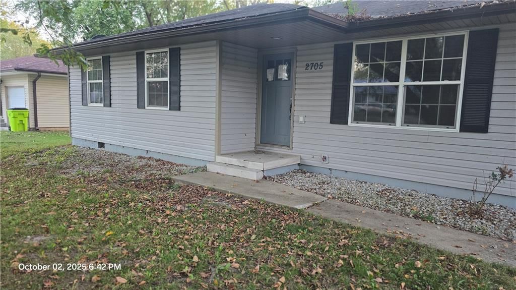 2705 Rosebud Circle — photo 2
