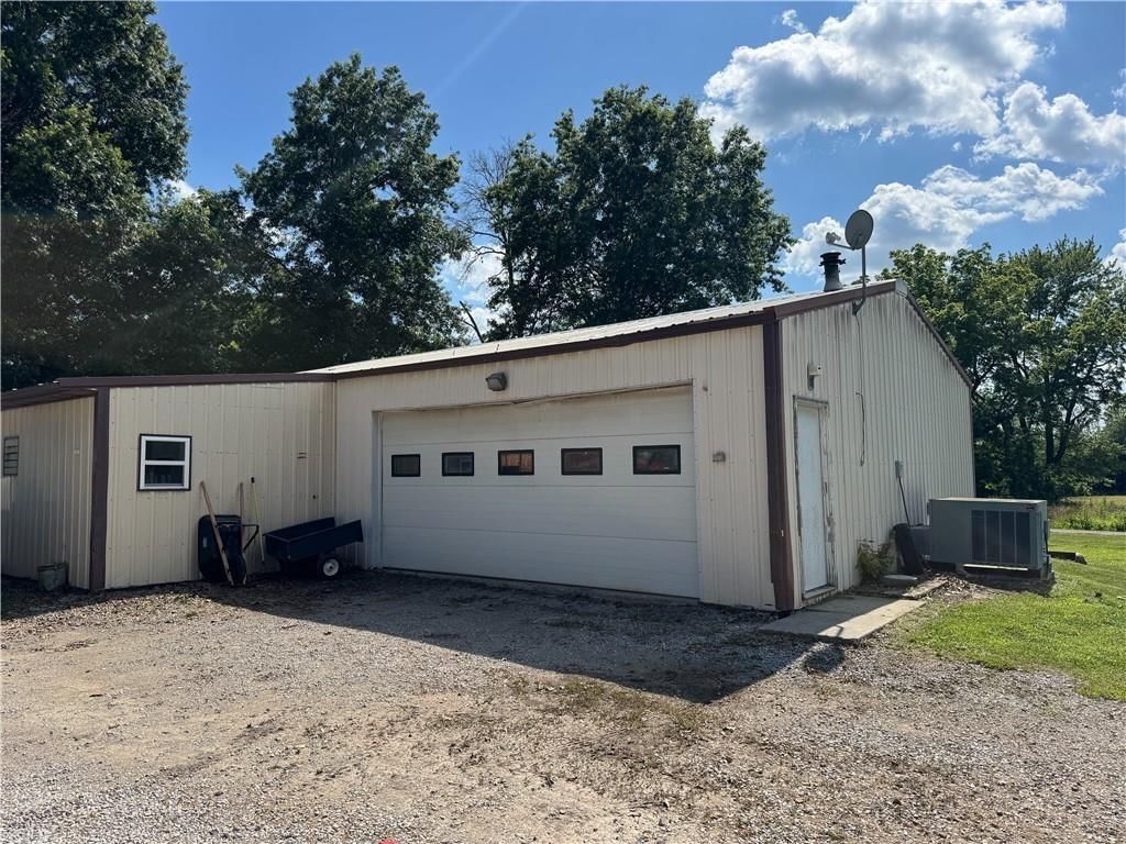322 Grey Ridge Road — photo 6